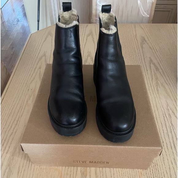 Steve Madden woman’s boots - Picture 1 of 9